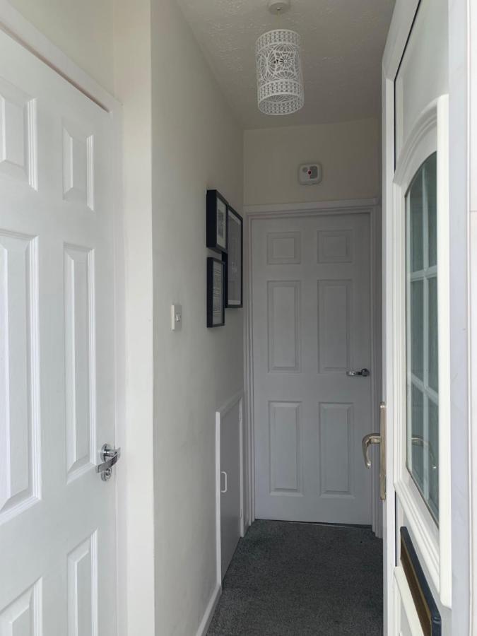 The Hideaway, Calm, Cozy, Dog Friendly Retreat Apartment Cheltenham Bagian luar foto
