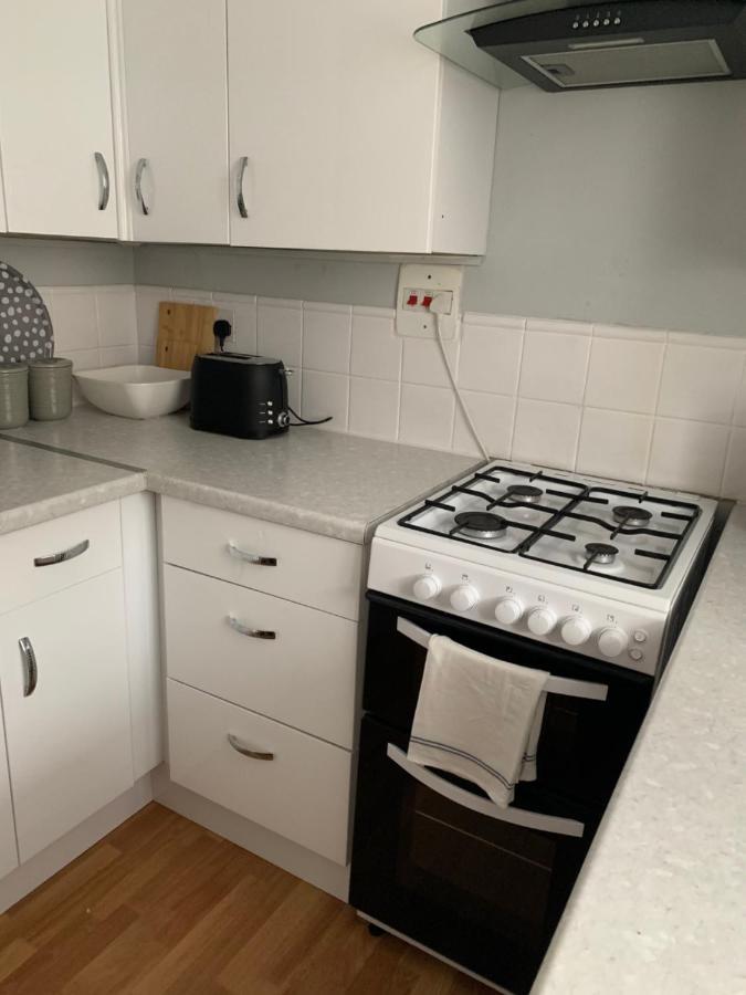 The Hideaway, Calm, Cozy, Dog Friendly Retreat Apartment Cheltenham Bagian luar foto